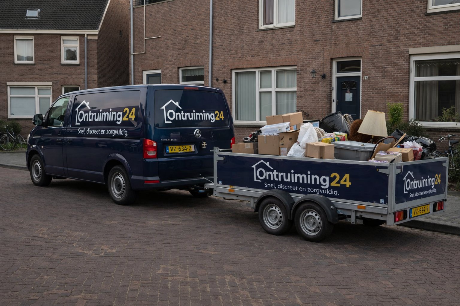 Ontruiming24 bedrijfsbus met aanhanger